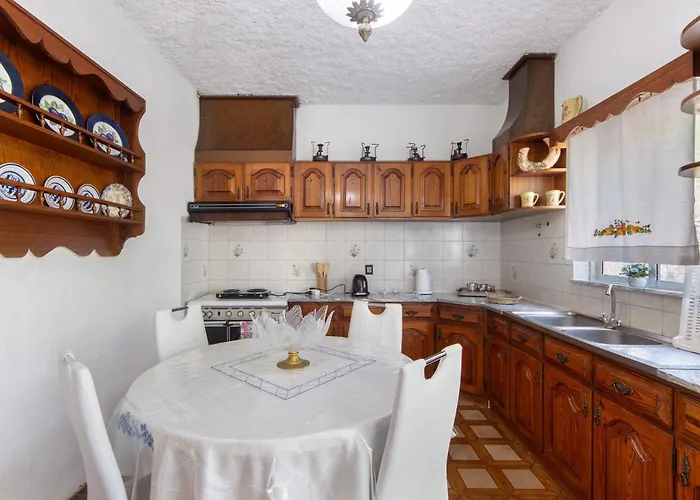 Vivenda Barros Feriehus Sangalhos